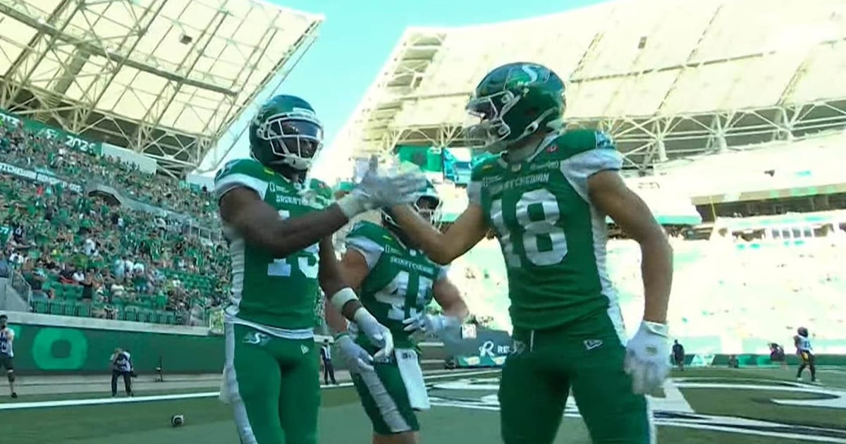 Harris hits wide open Emilus for first major score of the game – TSN