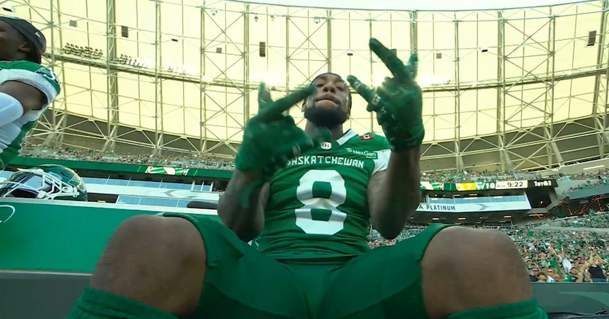Riders turn turnover into points to pull away from Ticats in fourth quarter – TSN