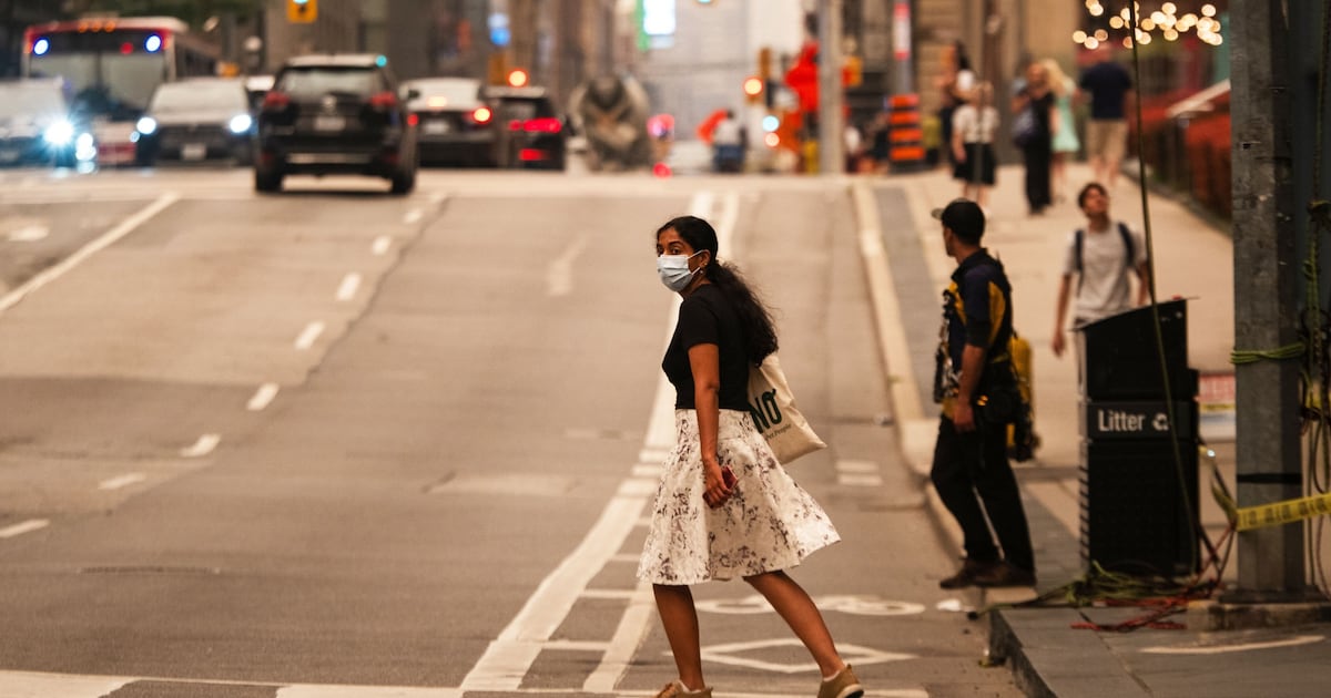 CTV National News: Smoke from dozens of wildfires suffocates Toronto skyline – BNN Bloomberg