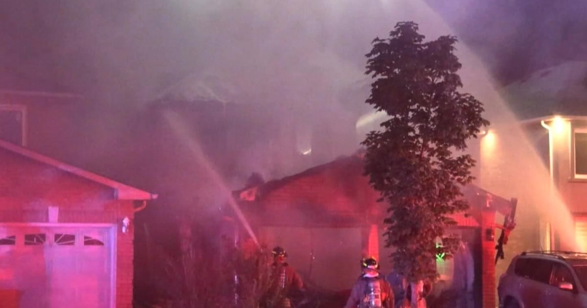 One person hospitalized in early morning Mississauga house fire – CP24