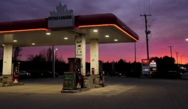 Gas prices in Toronto set to rise by three cents overnight – CP24