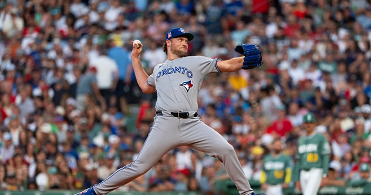 What factored into the Blue Jays letting the game slip away in favour of the Red Sox? - TSN