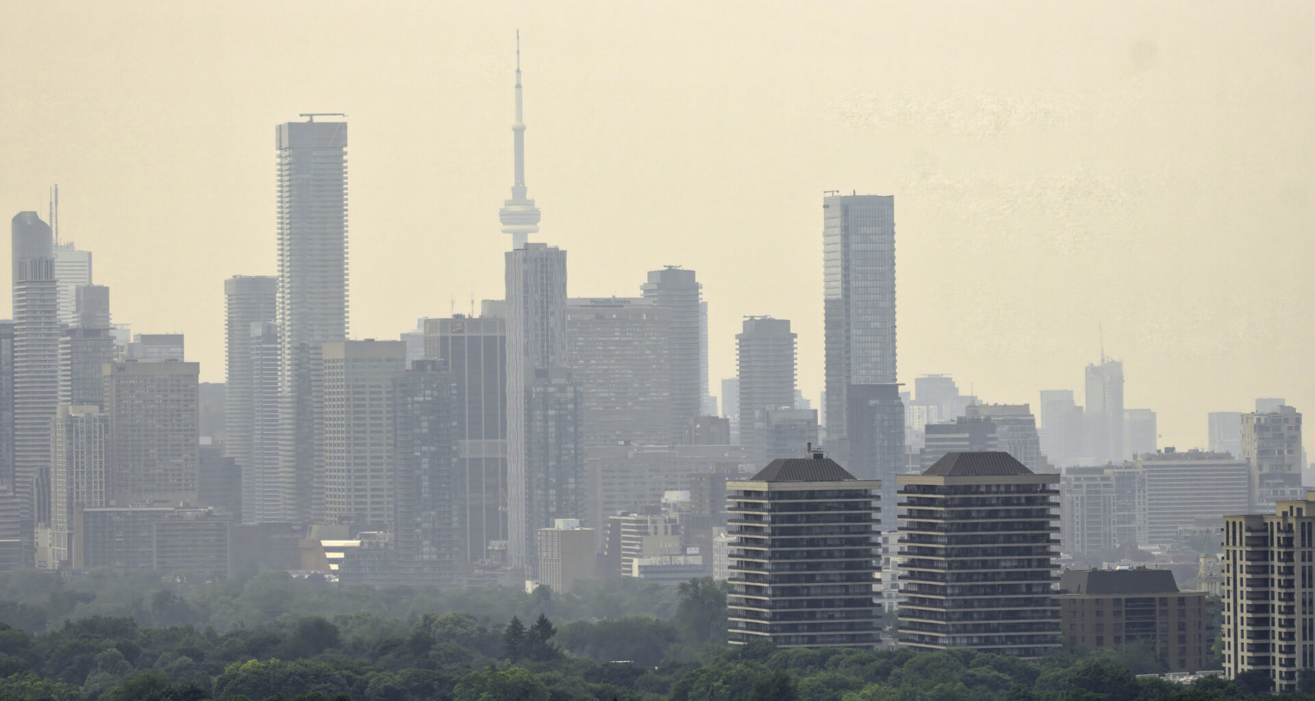 Toronto's air quality 3rd‑worst in the world as heat hammers city
