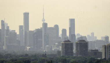 Toronto's air quality 3rd‑worst in the world as heat hammers city