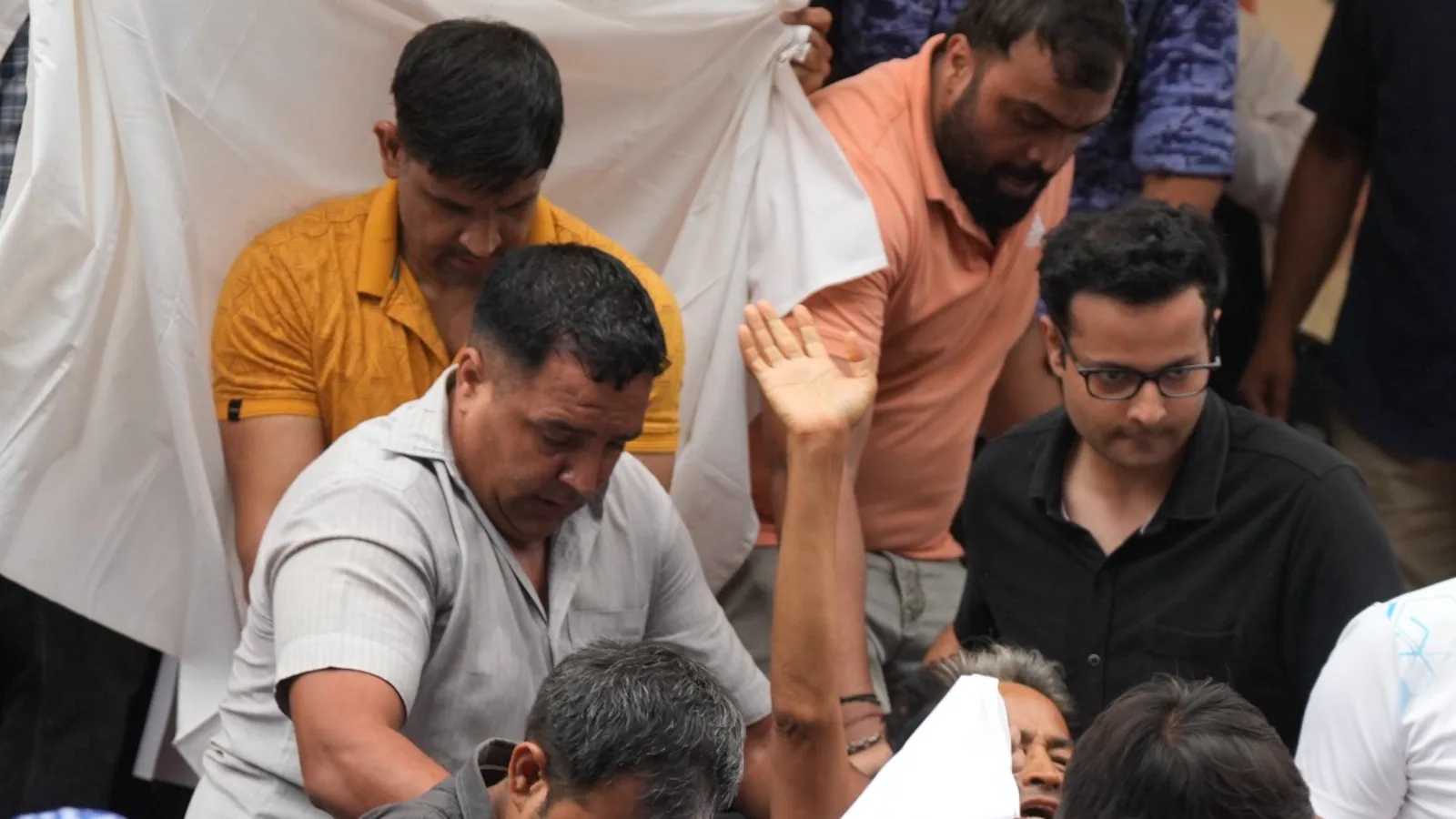 Sonam Wangchuk Latest News Live Updates: Sonam Wangchuk Is 'Weak But Stable', Says Safdarjung Hospital In Health Update