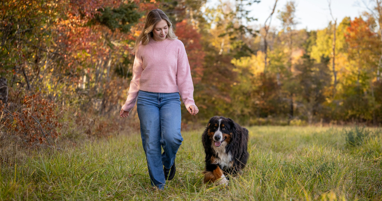 People who spend even short amounts of time outdoors in green space tend to show measurable drops in stress hormones — and researchers have found the effect can appear after as little as 20 minutes