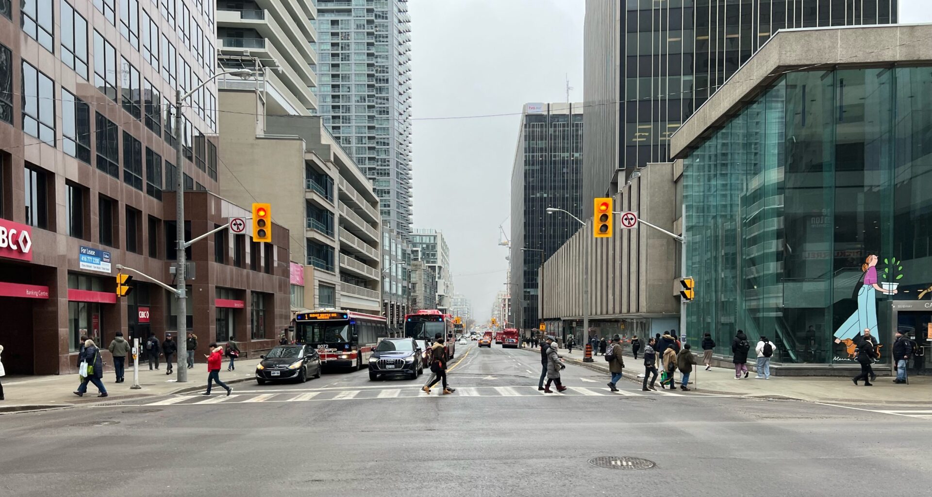 Toronto council approves scramble intersection at Yonge and Eglinton