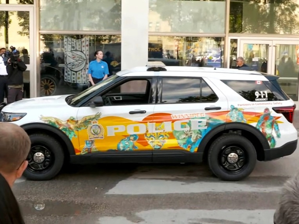 Winnipeg Police unveil Indigenous community relations cruiser