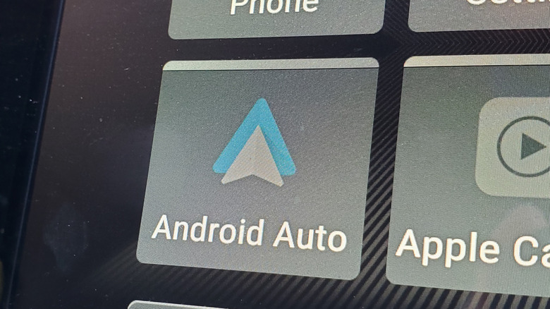 Android Auto icon on car display