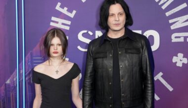 Jack White Performs the White Stripes' 'Cannon' With Daughter Scarlett