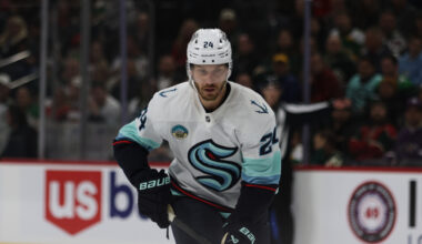 Chance to play for Canucks 'too good to pass up on' for d-man Oleksiak