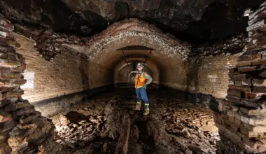 Engineers solved an airflow mystery hidden nearly a mile underground