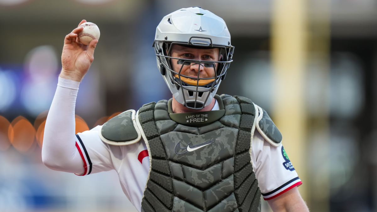 MLB rumors: Yankees, Rays scouting catcher; Pirates, White Sox complete trade