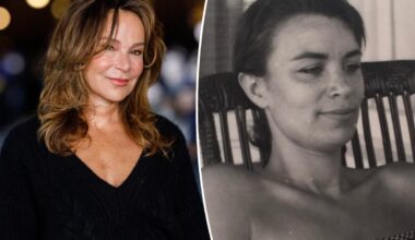 'Dirty Dancing' star Jennifer Grey's mom died ‘by her own choosing’ after cancer diagnosis