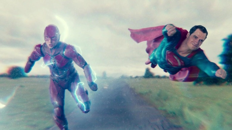 Flash (Ezra Miller) racing Superman (Henry Cavill) in Justice League