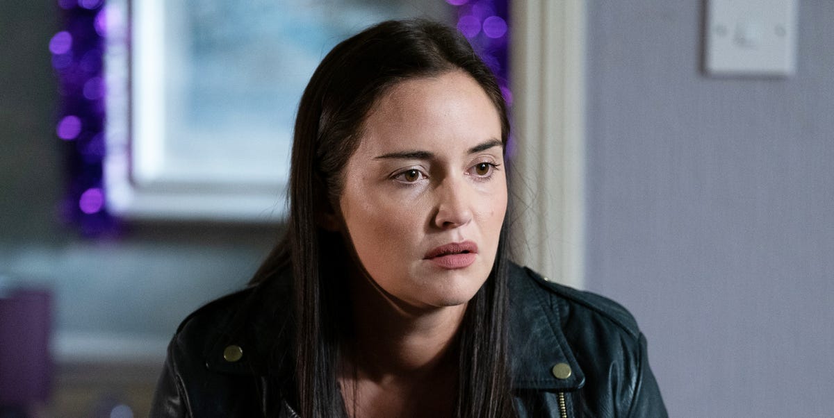 EastEnders reveals Lauren's life-changing dilemma in early iPlayer release