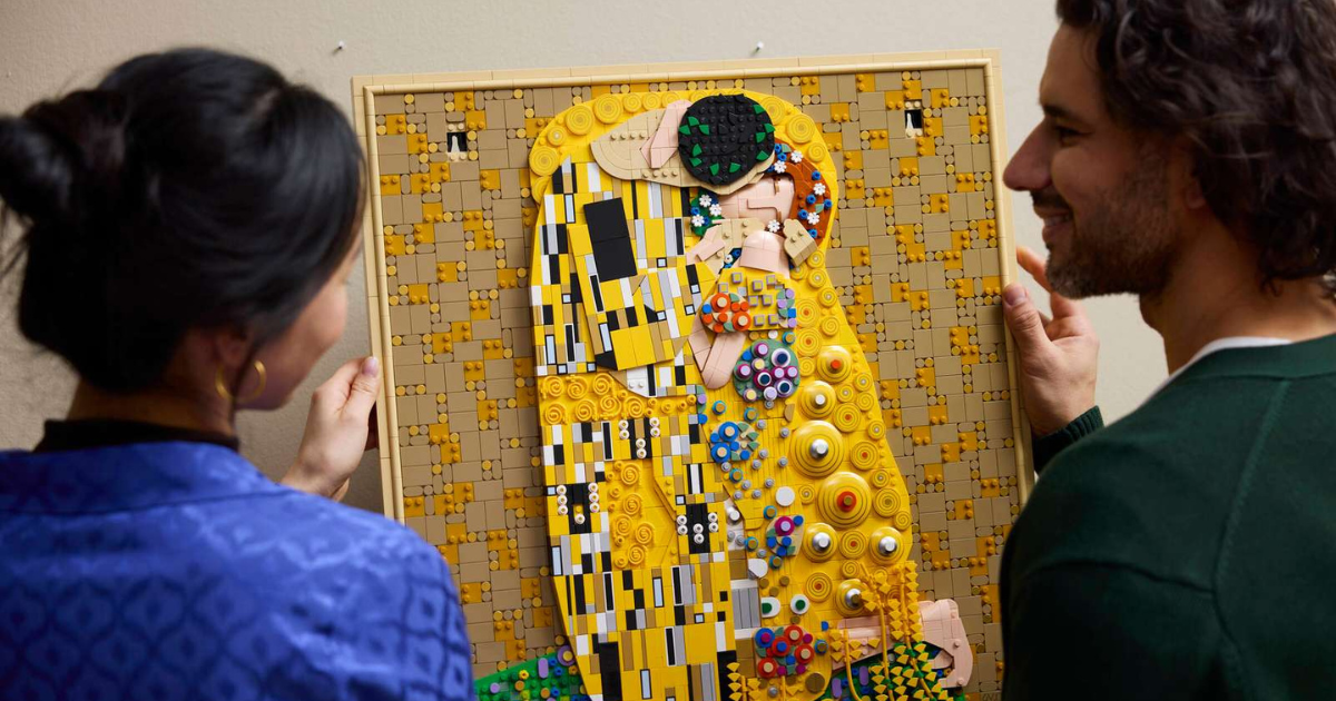 LEGO Reimagines Gustav Klimt’s The Kiss as a Stunning 4,000-Piece 3D Art Set