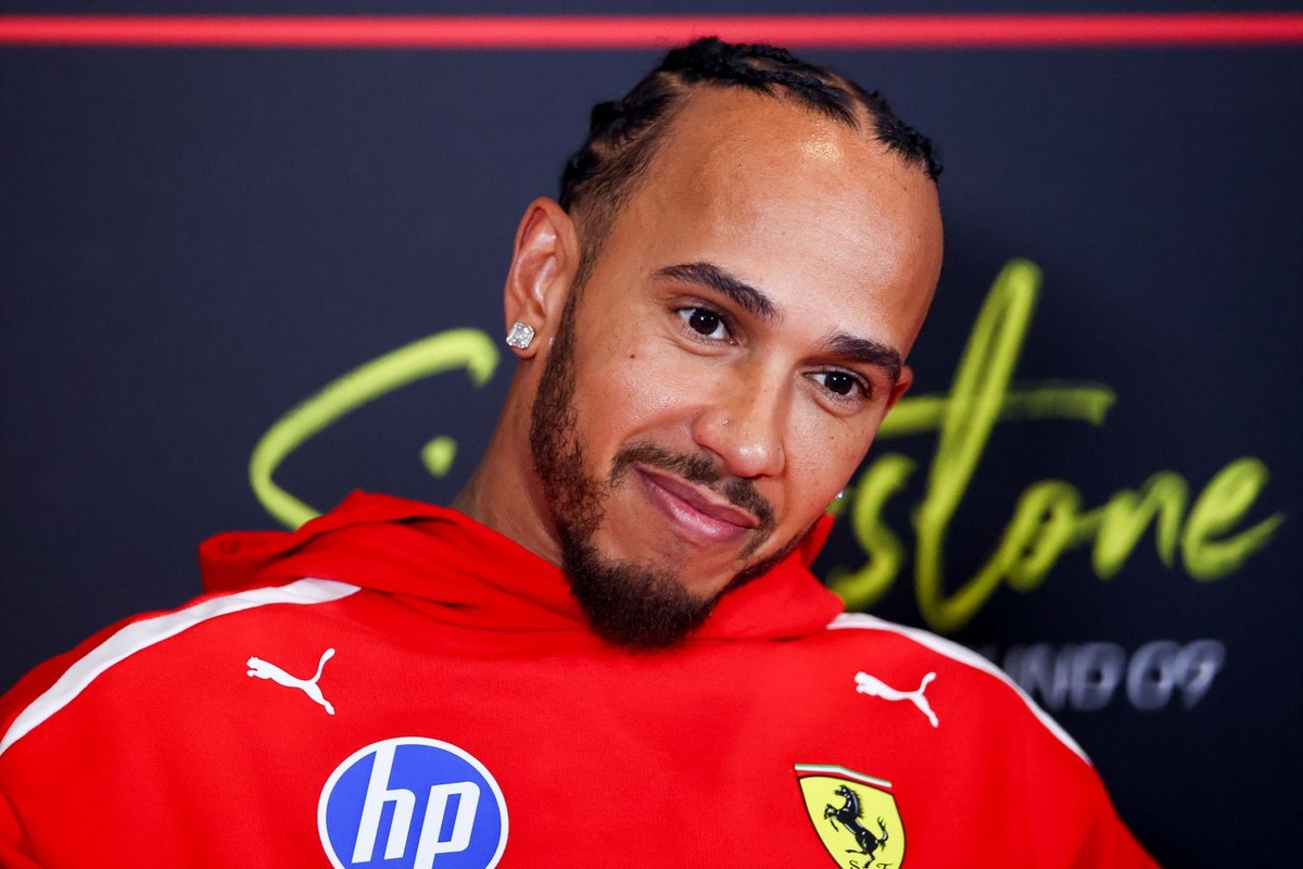 Lewis Hamilton opens up on "profound" Fiorano run in three-seater F1 car with brother Nicolas