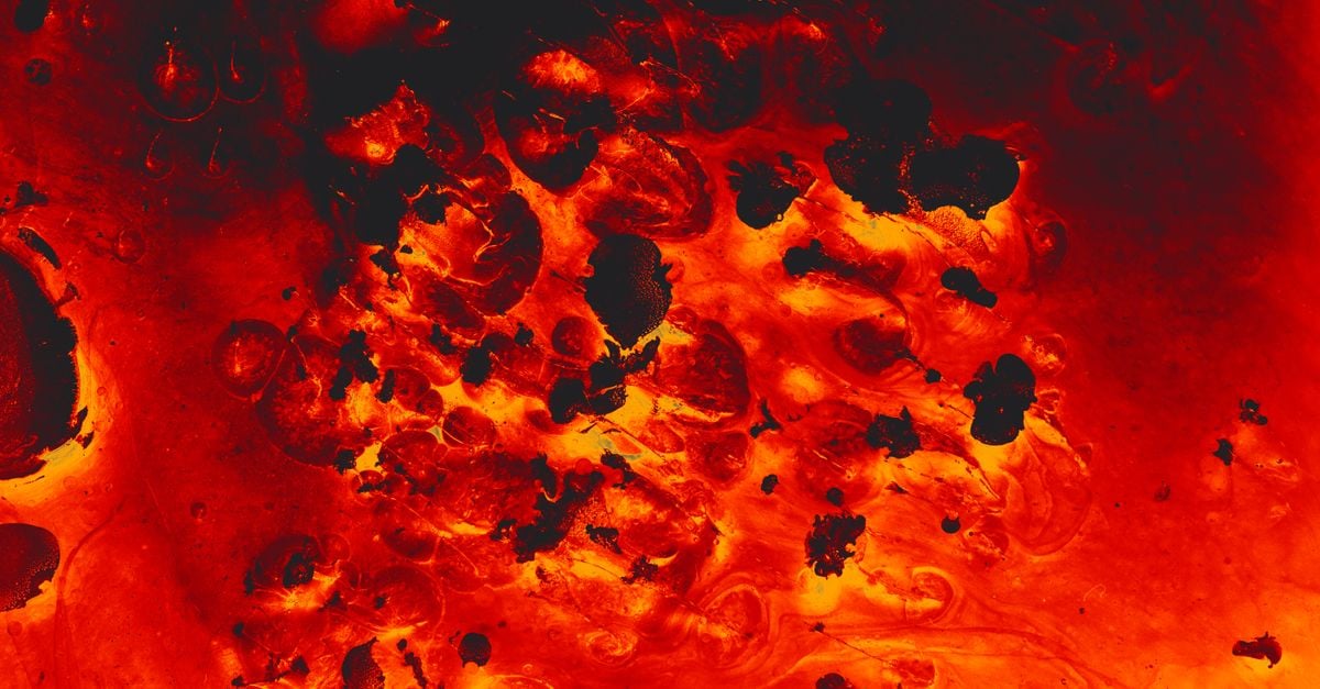 We assumed water had to be delivered to planets by comets or asteroids — but a 2025 Nature study found that sub-Neptunes, the most common type of planet in the galaxy, can forge their own oceans by reacting hydrogen atmospheres with molten rock deep inside their cores