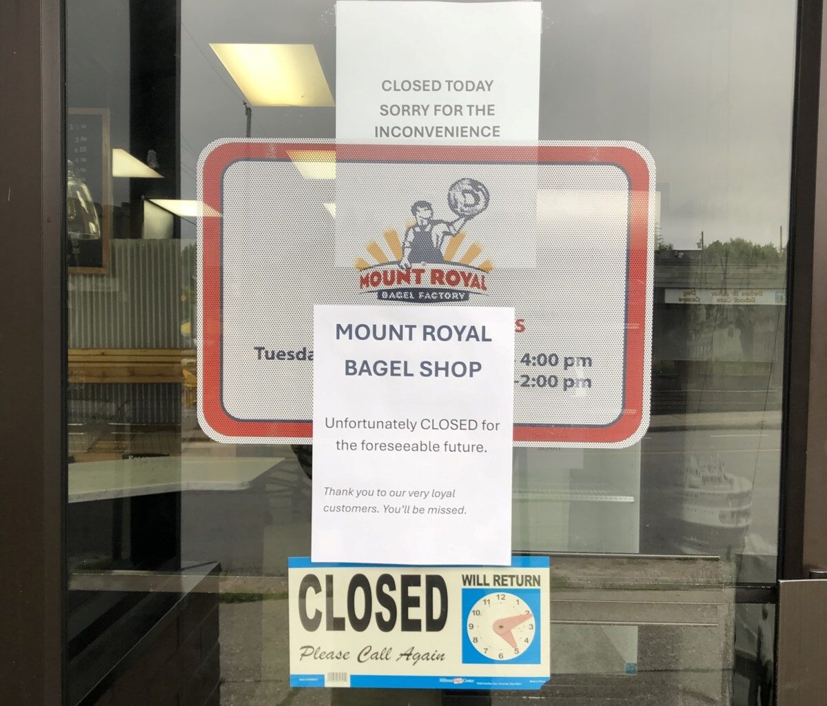 North Vancouver bagel shop suddenly closes after 27 years