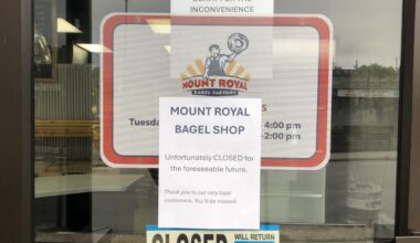 North Vancouver bagel shop suddenly closes after 27 years