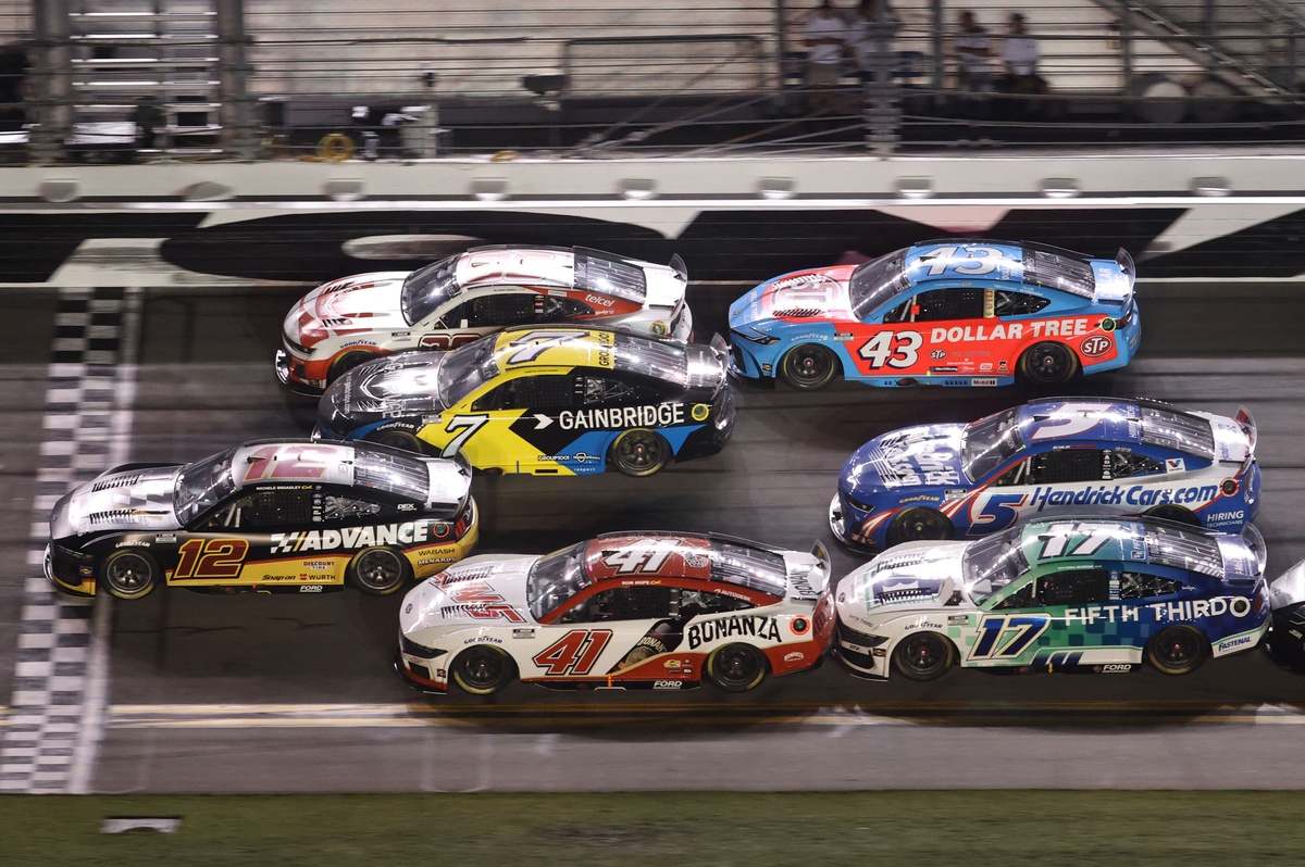 Why less power is actually better for NASCAR at superspeedways