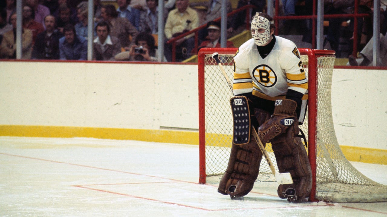 Cheevers' coaching career with Bruins began as substitute in equipment