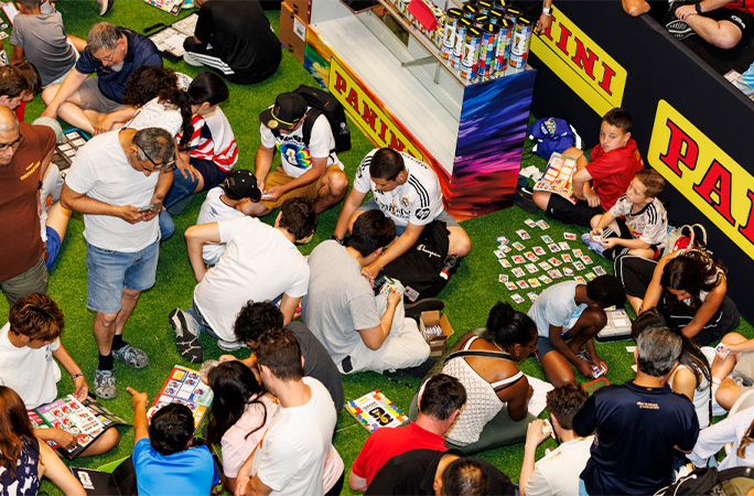 indoor crowd from above