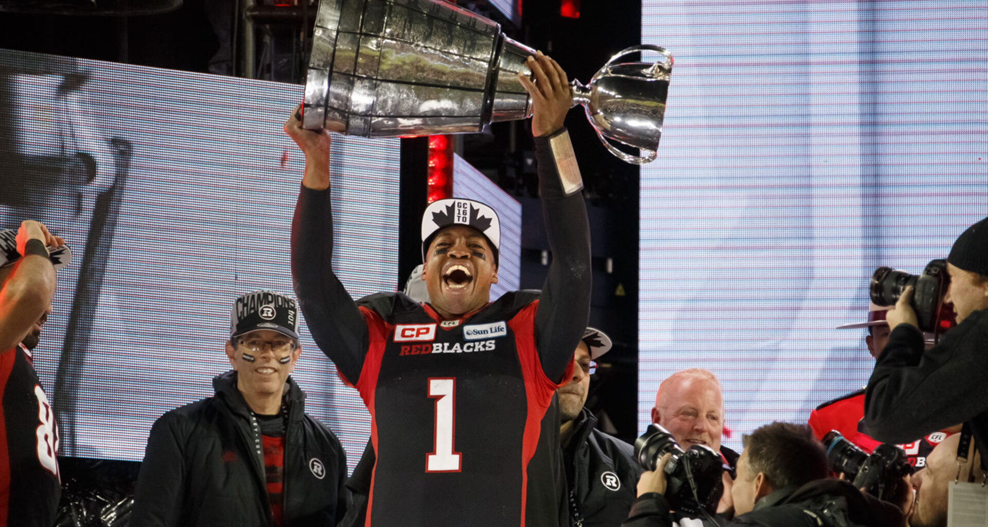 Burris, Gabriel Relive the Moments That Defined Ottawa Football
