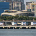 West Bund Orbit / Heatherwick Studio. Image © Paul Clemence Paul Clemence Captures Heatherwick Studio's West Bund Orbit Along Shanghai's Huangpu River - Image 3 of 25