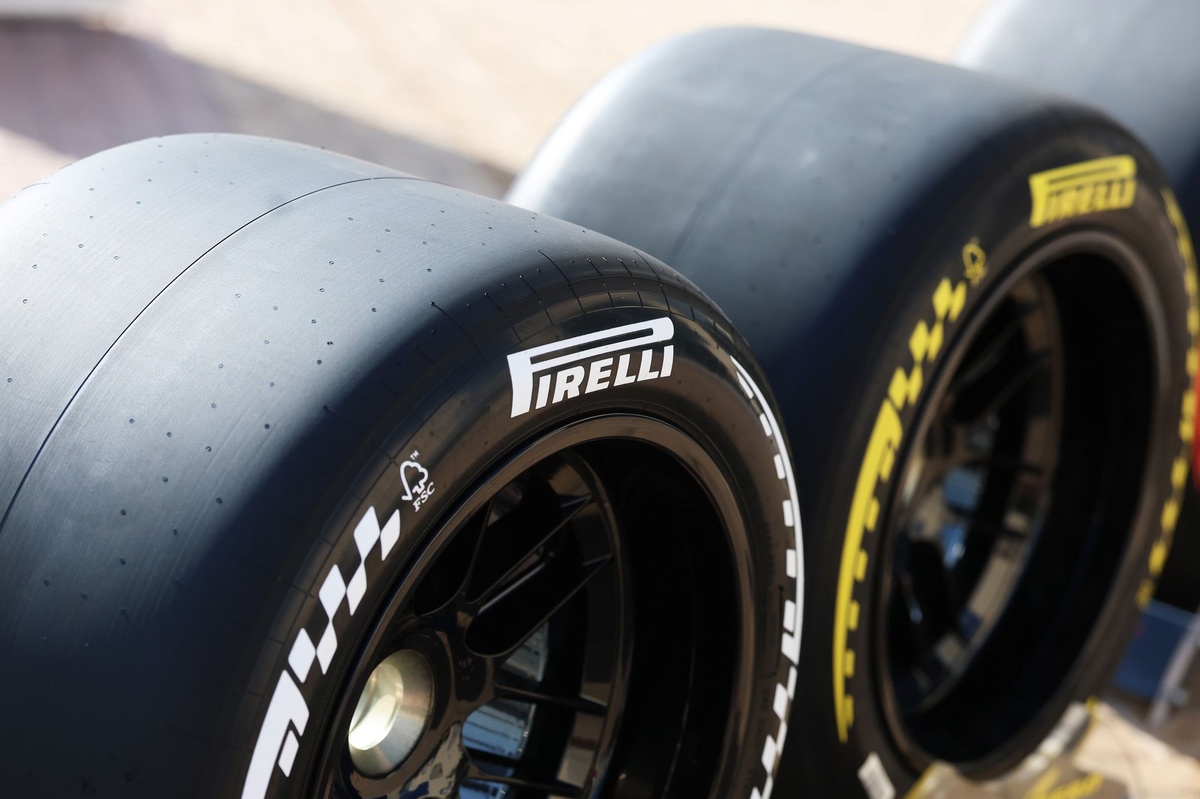 Pirelli's battle with F1 wheel rim development