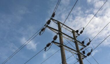 Ottawa prioritizes Prairie power grid projects to boost energy reliability