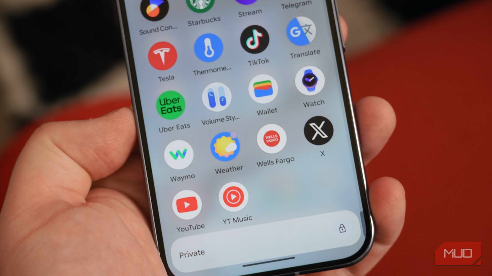 Your banking apps shouldn’t live on your main phone screen — here's the five-minute fix