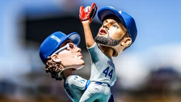 Dodgers to give away bobblehead celebrating Pages' Game 7 catch