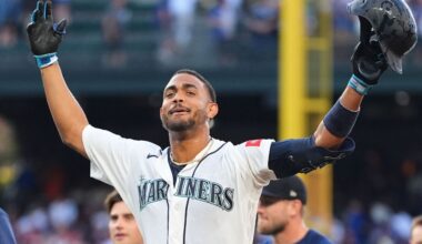 Julio Rodriguez returns, knocks in winning run for Mariners