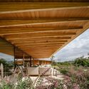 © Fran Parente AMS House / Jacobsen Arquitetura - Image 5 of 22