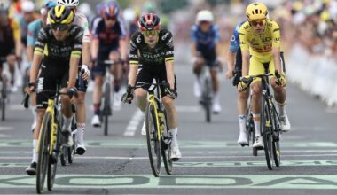 Drama for Jonas Vingegaard in Tour de France sprint stage, finishes on teammate's bike after late crash
