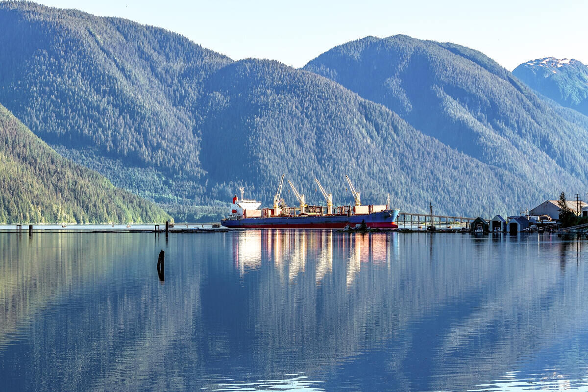 A%20ship%20offloading%20at%20the%20Port%20of%20Stewart%20in%20Northern%20British%20Columbia%2E