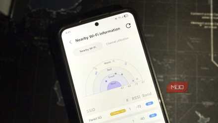 Samsung phone showing nearby Wi-Fi networks