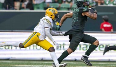 Edmonton Elks hit final-play field goal to take win over Saskatchewan Roughriders in offensive shootout
