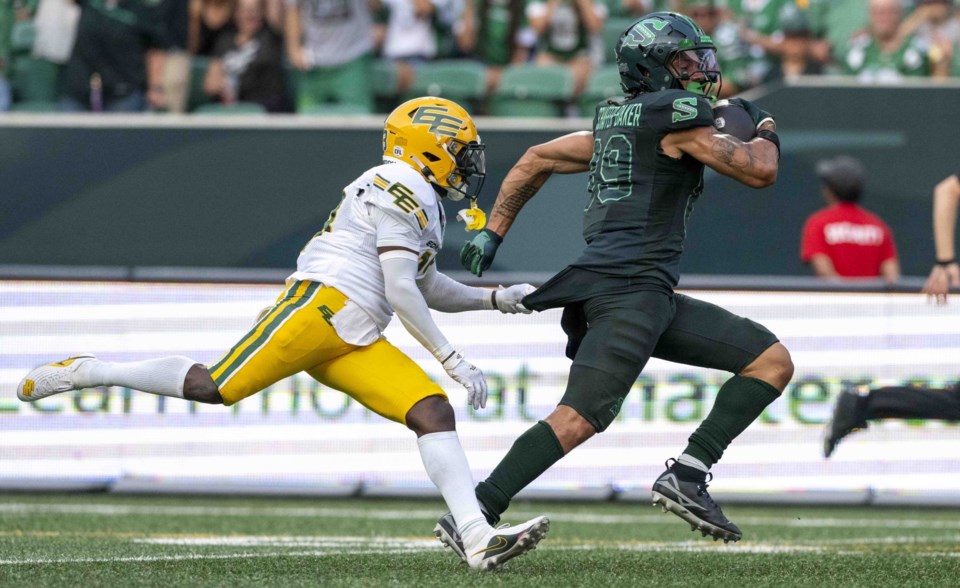 Edmonton Elks hit final-play field goal to take win over Saskatchewan Roughriders in offensive shootout | 620 CKRM - The Voice of Saskatchewan