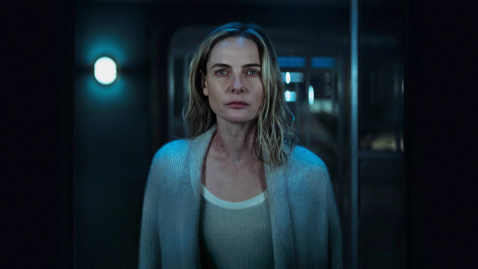 Apple TV Officially Seals Silo's Fate Halfway Through Season 3