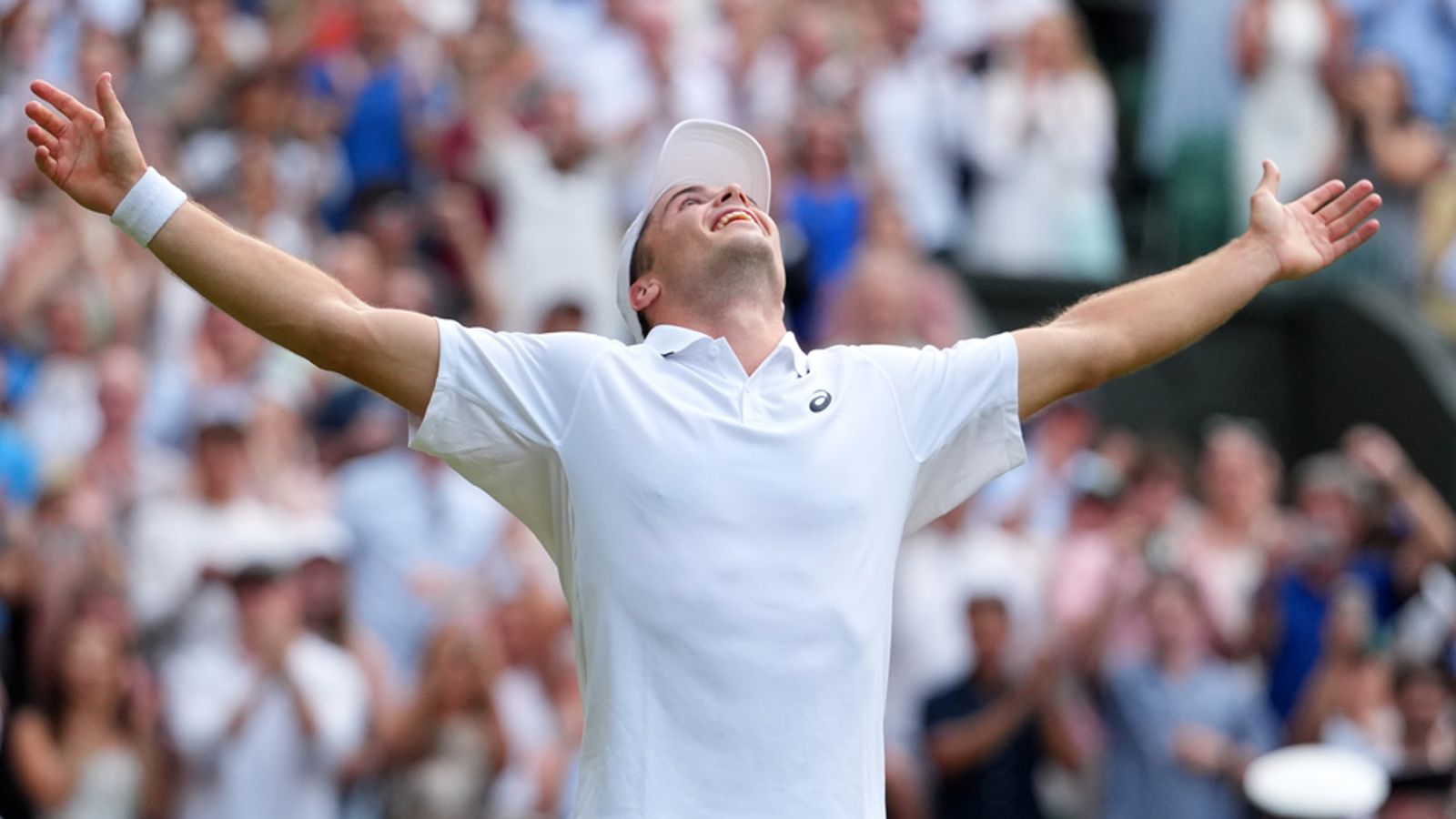 Wimbledon: Britain's Arthur Fery defeats Grigor Dimitrov in five-set classic to reach quarter-finals | Tennis News