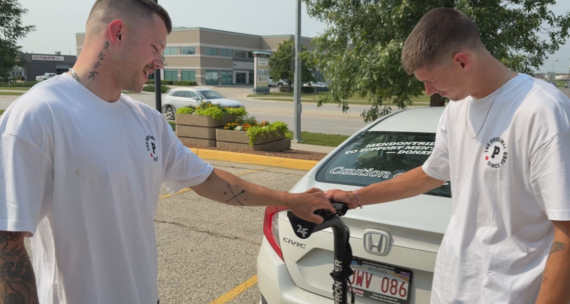 Bikes of 2 cross-country cyclists fundraising for men’s mental health stolen in Winnipeg