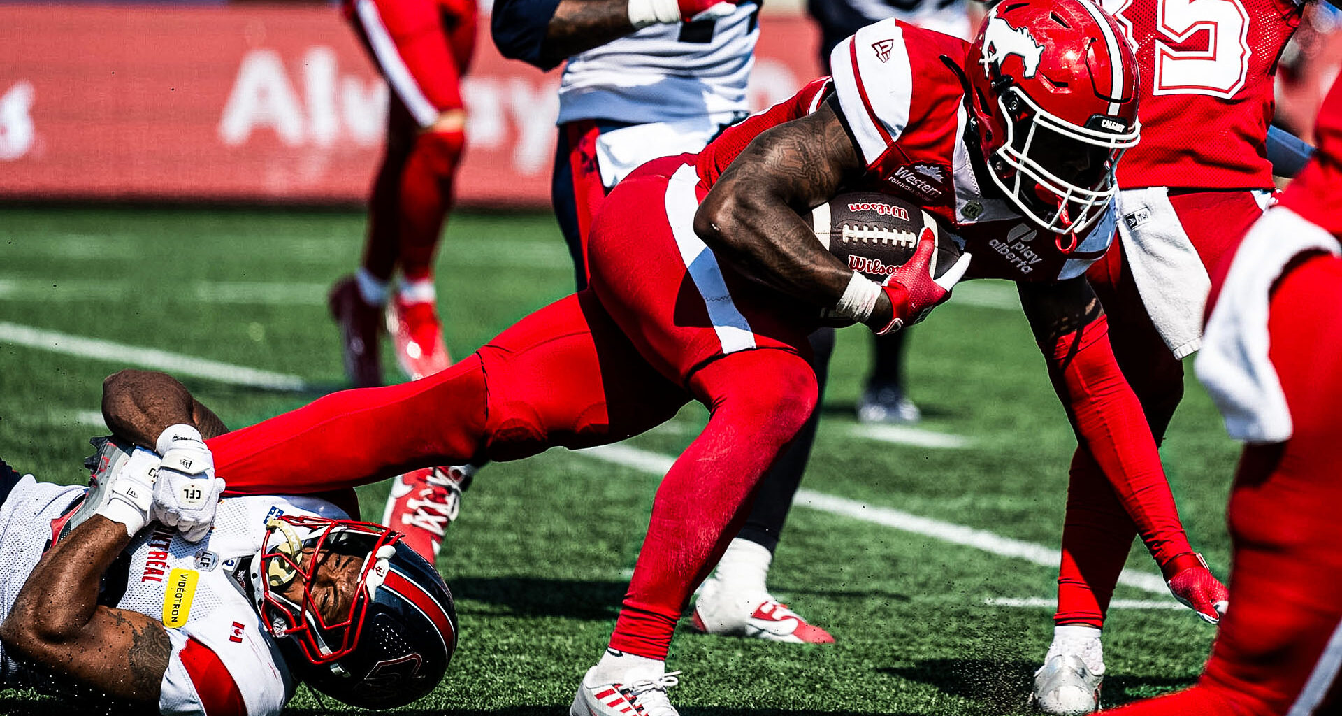 Stamps Lose Thriller To Alouettes