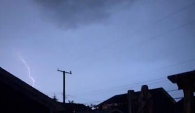 Heavy Thunderstorms Expected to Linger Across the Avalon Until Early Evening