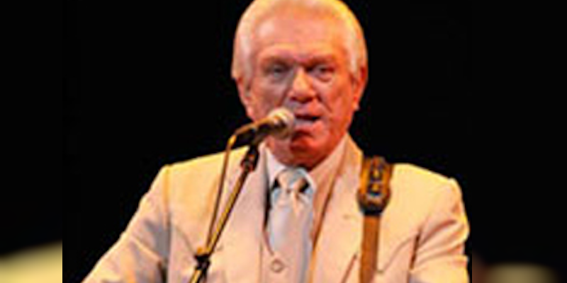 Canadian Country Star, Tommy Hunter, Dies at 89