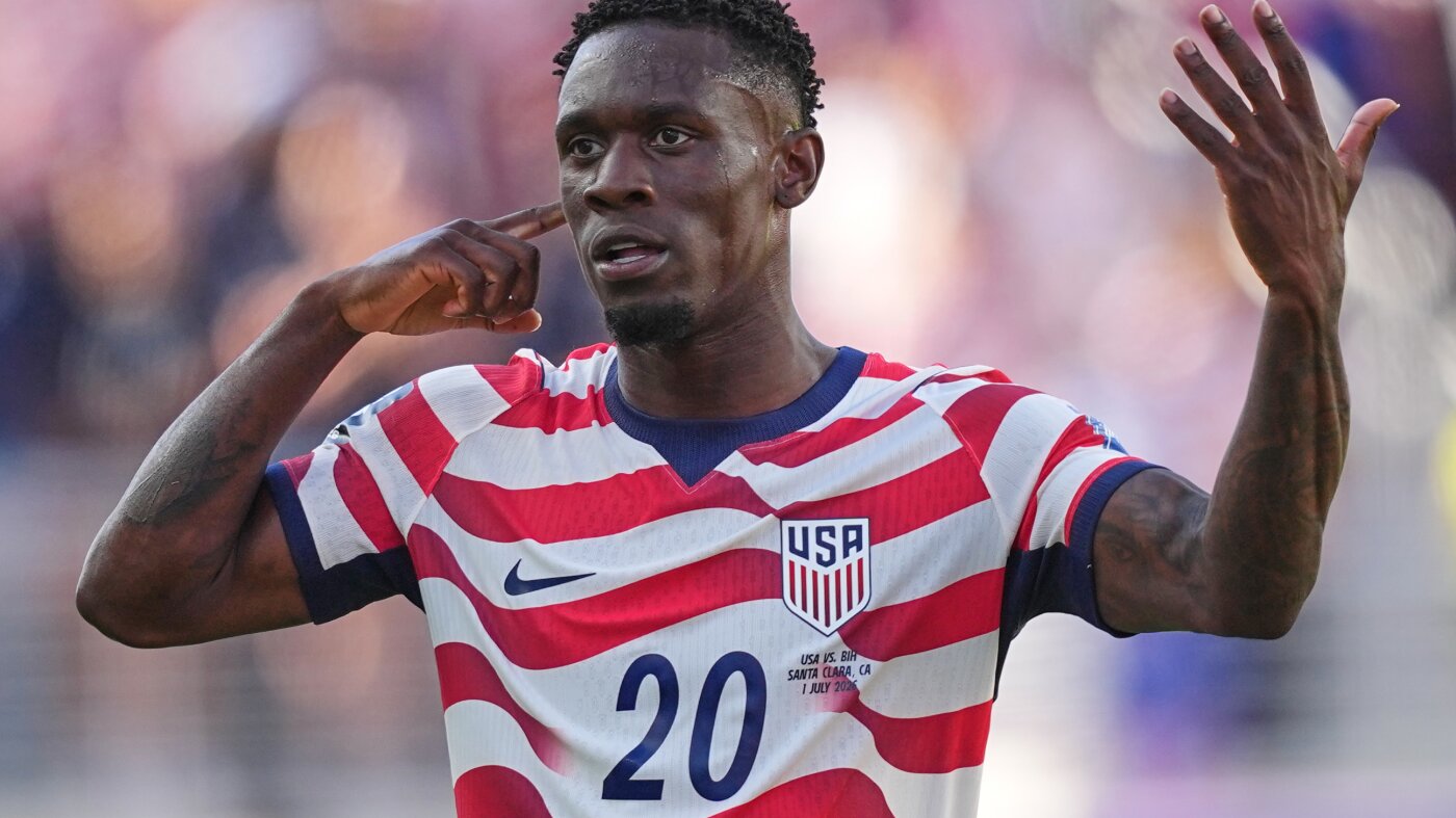 Folarin Balogun's ban is lifted by FIFA, allowing U.S. striker to play Belgium : NPR