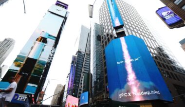 SpaceX’s great unlocking begins with a $116-billion share release