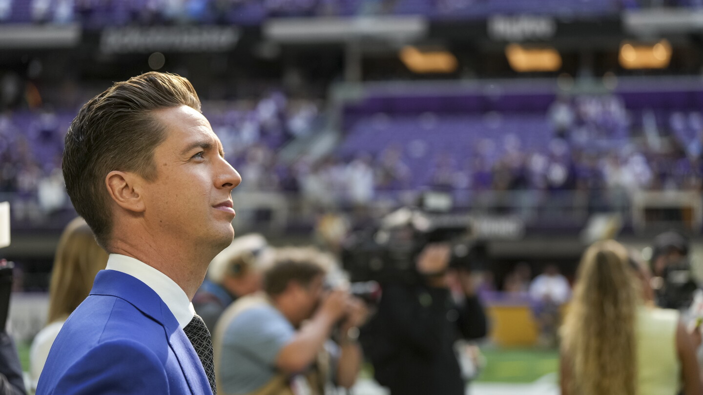 Report: Tom Pelissero is expected to be let go by ESPN/NFL Network